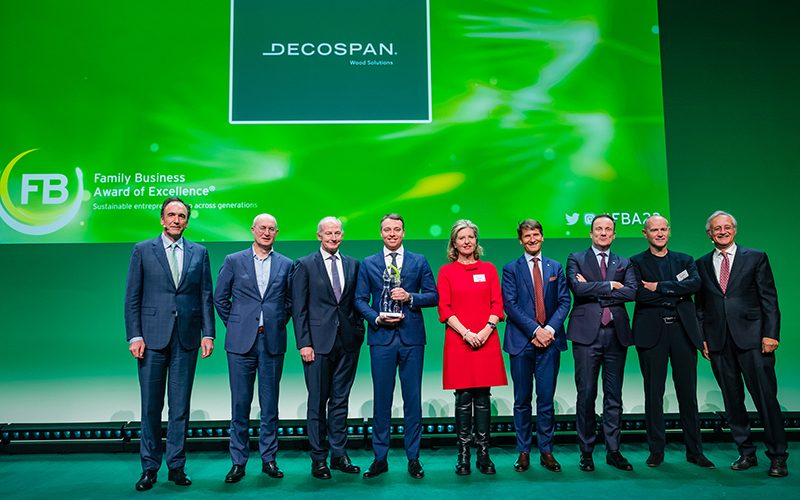 Decospan remporte le « Family Business Award of Excellence® » 2023 d’EY